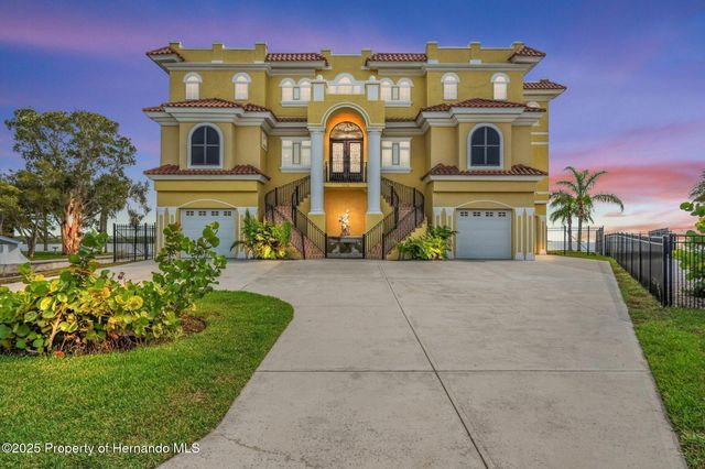 3236 Gulf Winds Circle, Hernando Beach, FL 34607