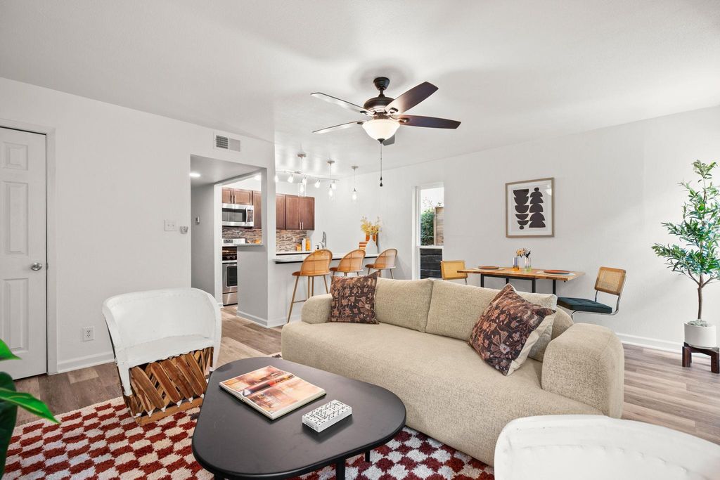 3431 North Hills DR 119, Austin, TX 78731