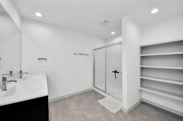 29402 Hoelzen Hollow Drive, Katy, TX 77494
