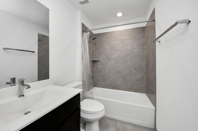 29402 Hoelzen Hollow Drive, Katy, TX 77494