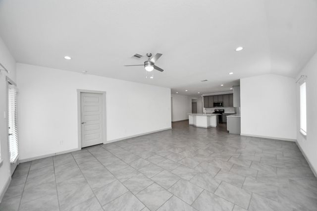 29402 Hoelzen Hollow Drive, Katy, TX 77494
