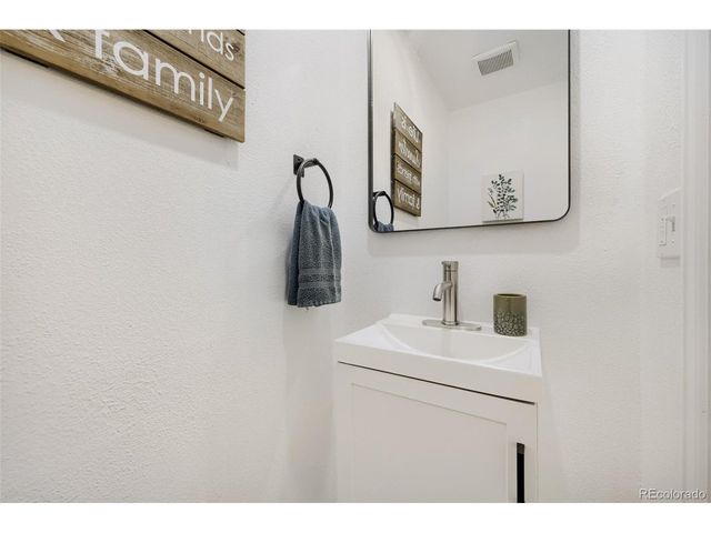 8248 Washington St 99, Denver, CO 80229