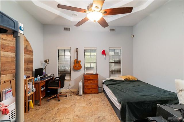 215 W 17th Street, San Juan, TX 78589