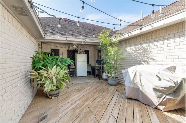 215 W 17th Street, San Juan, TX 78589