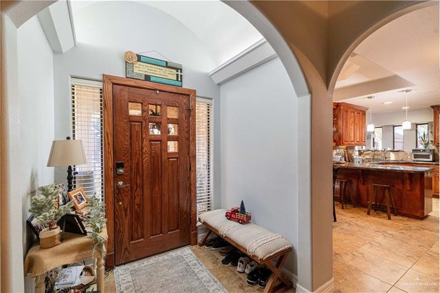 215 W 17th Street, San Juan, TX 78589