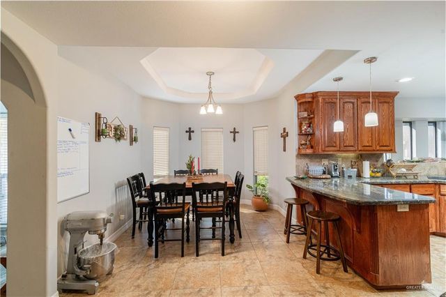 215 W 17th Street, San Juan, TX 78589