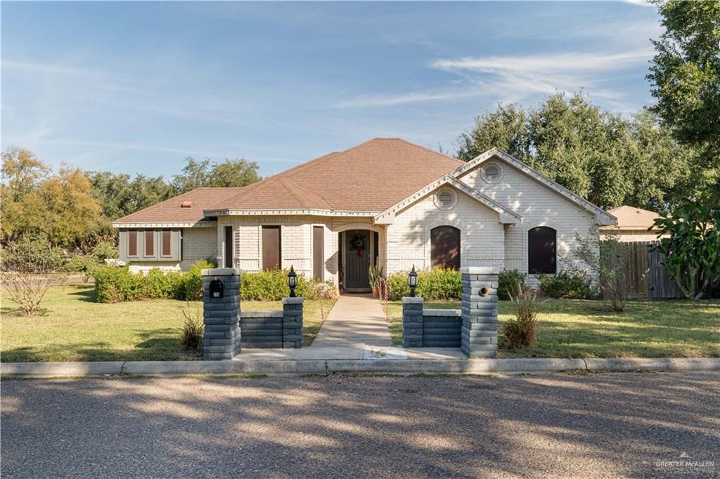 215 W 17th Street, San Juan, TX 78589