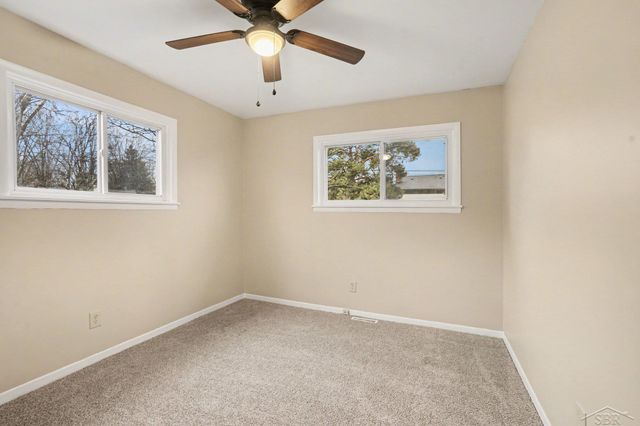 3920 S Hartford Drive, Saginaw, MI 48603