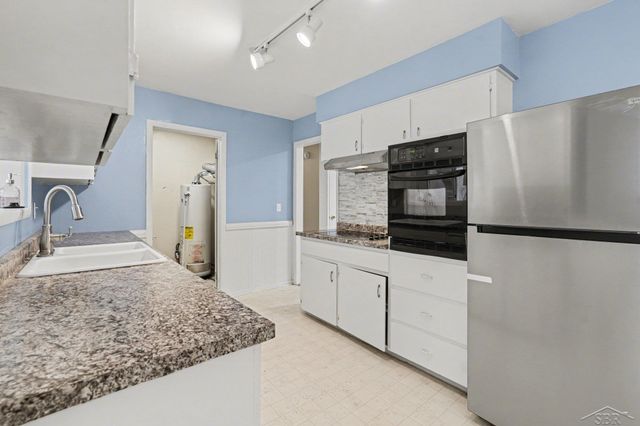 3920 S Hartford Drive, Saginaw, MI 48603