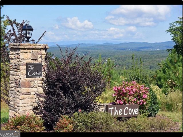 1424 Ridge Pointe Way, Blairsville, GA 30512