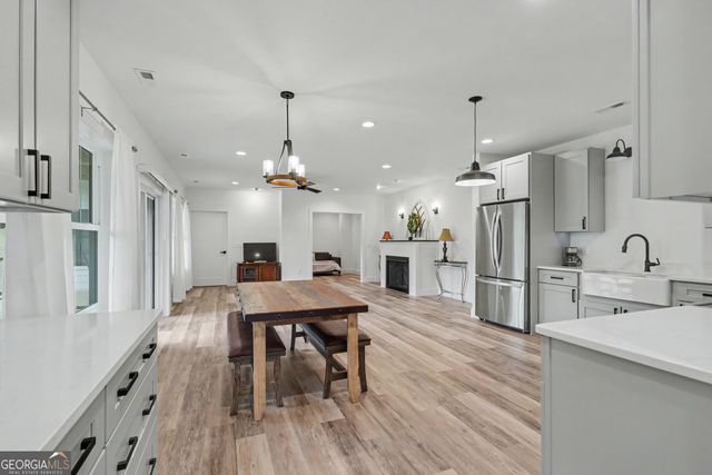 1424 Ridge Pointe Way, Blairsville, GA 30512