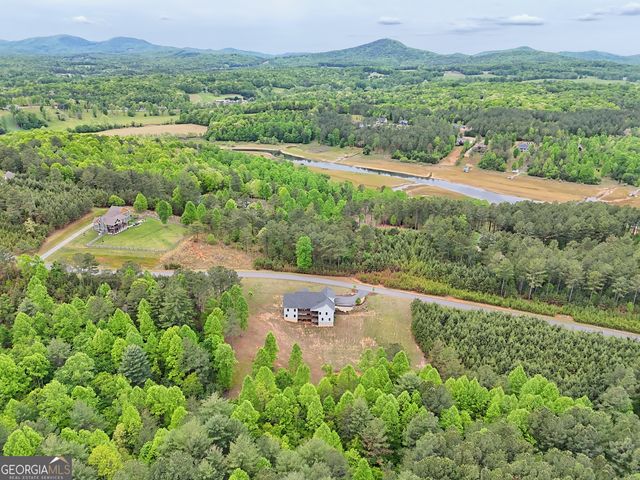 1424 Ridge Pointe Way, Blairsville, GA 30512