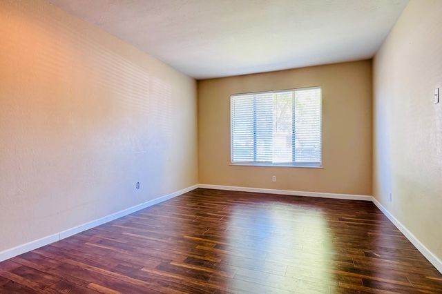 719 E Minarets Avenue, Fresno, CA 93720