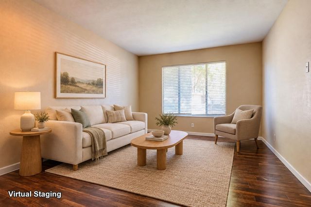 719 E Minarets Avenue, Fresno, CA 93720