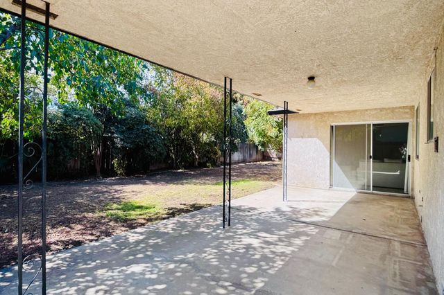 719 E Minarets Avenue, Fresno, CA 93720