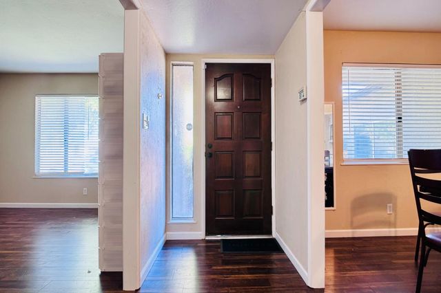 719 E Minarets Avenue, Fresno, CA 93720