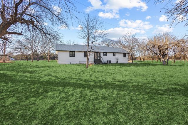 2760 Fm 1897, Bells, TX 75414