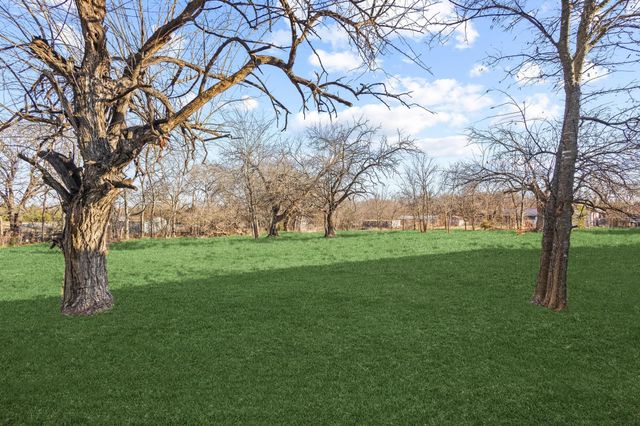 2760 Fm 1897, Bells, TX 75414