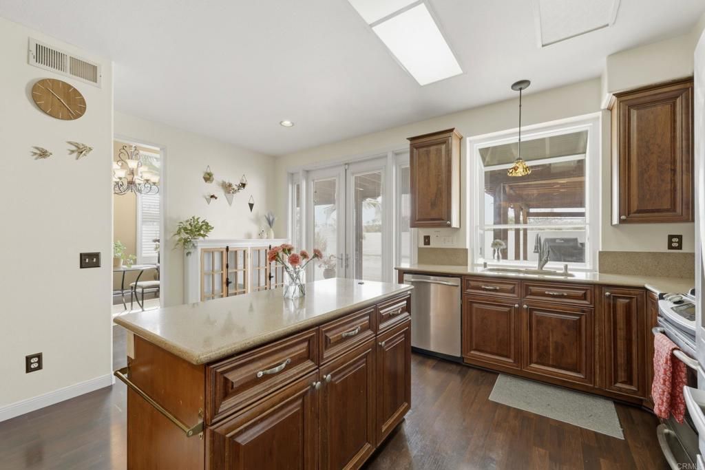 Image 25 of property listing at 1902 Marquis Court, Chula Vista, CA 91913