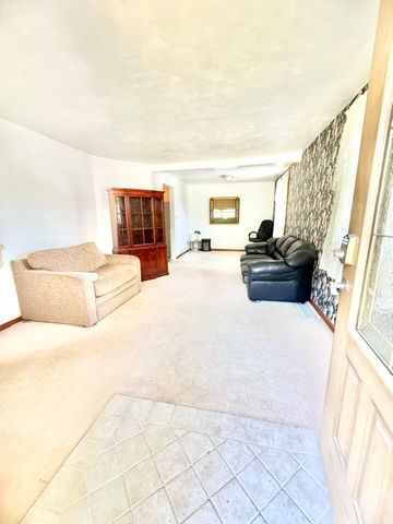 4738 Mill Stream Court, Murrysville, PA 15668