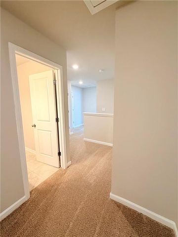 3946 Kingfisher Drive, Atlanta, GA 30349