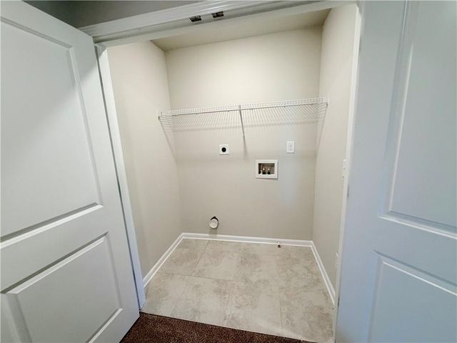 3946 Kingfisher Drive, Atlanta, GA 30349