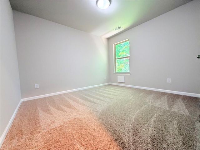 3946 Kingfisher Drive, Atlanta, GA 30349