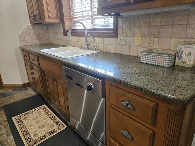 2800 E Hefner Road, Oklahoma City, OK 73131