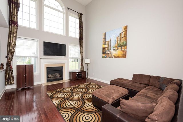 2604 ROCKLEDGE CT, Chester Springs, PA 19425