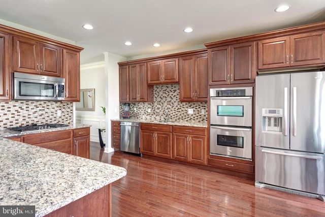 2604 ROCKLEDGE CT, Chester Springs, PA 19425