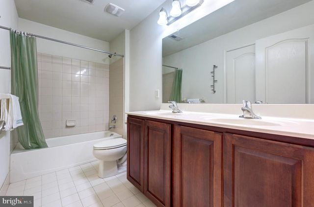 2604 ROCKLEDGE CT, Chester Springs, PA 19425