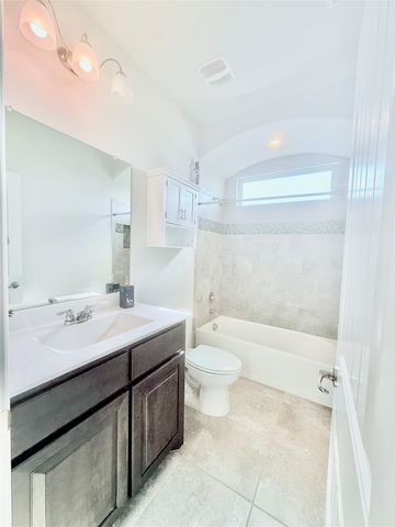 1009 Cushing Drive, Fort Worth, TX 76177