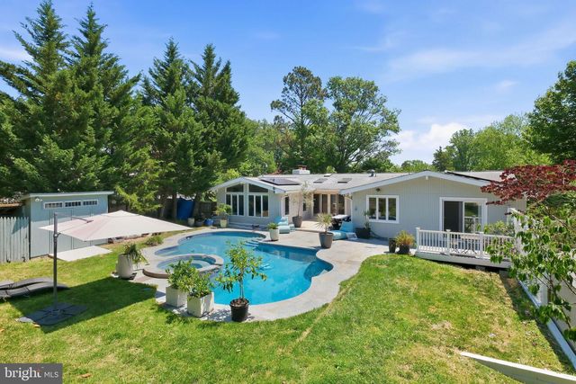 11610 KAREN DR, Potomac, MD 20854