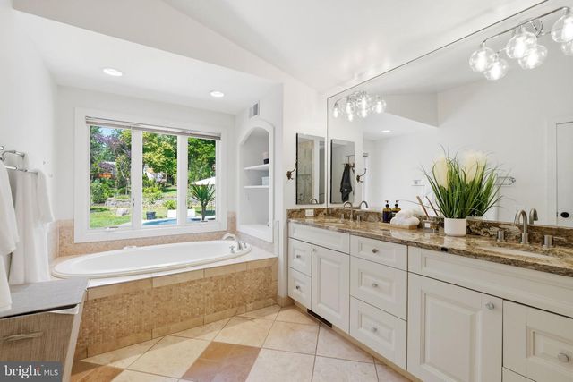 11610 KAREN DR, Potomac, MD 20854
