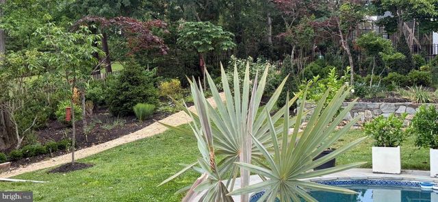 11610 KAREN DR, Potomac, MD 20854
