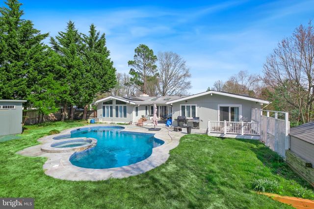11610 KAREN DR, Potomac, MD 20854