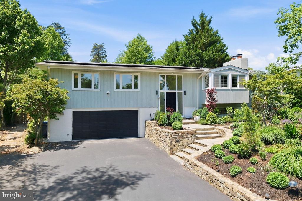 11610 KAREN DR, Potomac, MD 20854
