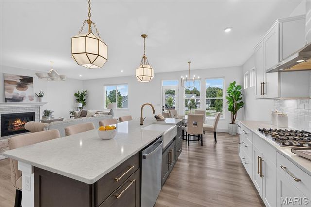 220 Knob Creek Court, Lake St Louis, MO 63367