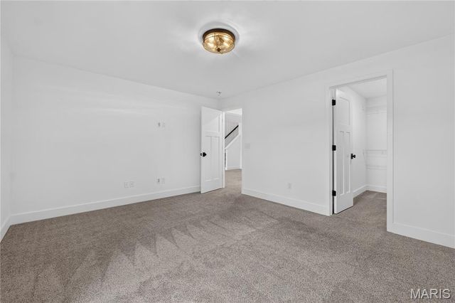 220 Knob Creek Court, Lake St Louis, MO 63367