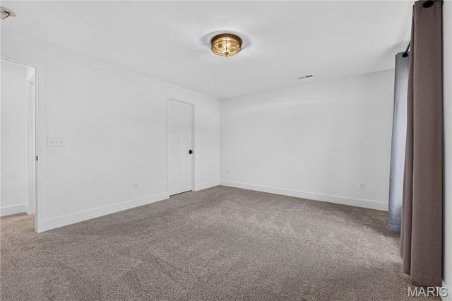220 Knob Creek Court, Lake St Louis, MO 63367