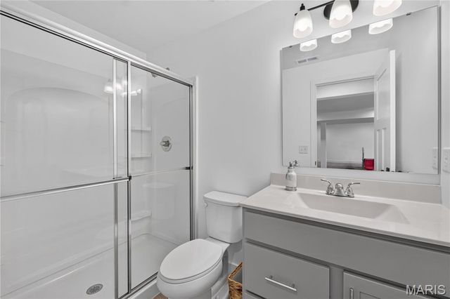 220 Knob Creek Court, Lake St Louis, MO 63367
