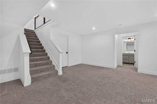 220 Knob Creek Court, Lake St Louis, MO 63367
