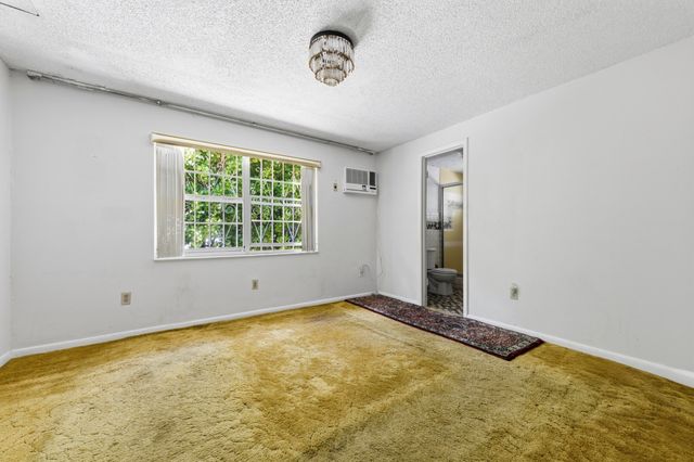 225 Plymouth Road, West Palm Beach, FL 33405
