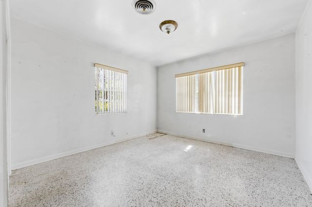 225 Plymouth Road, West Palm Beach, FL 33405