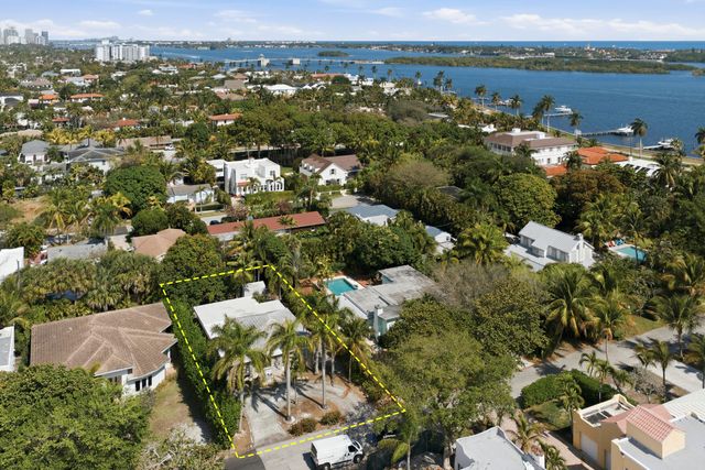 225 Plymouth Road, West Palm Beach, FL 33405