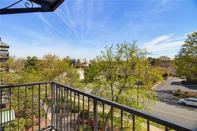 1013 N Elm Street A6, Greensboro, NC 27401