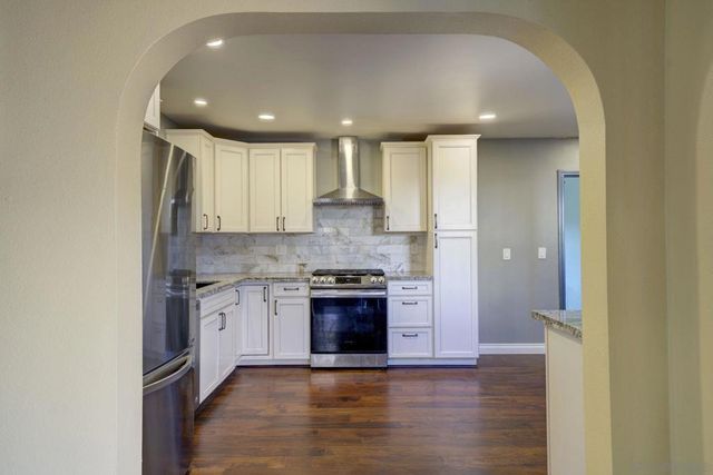 12780 Jackson Hill Way, El Cajon, CA 92021