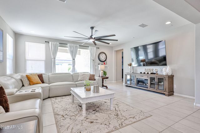 17609 W MEDLOCK Drive, Litchfield Park, AZ 85340