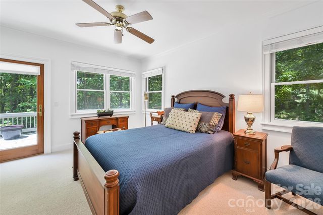 109 Chattooga Run, Hendersonville, NC 28739