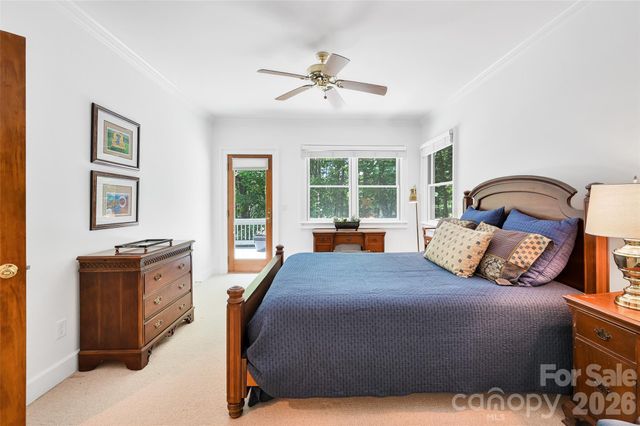 109 Chattooga Run, Hendersonville, NC 28739